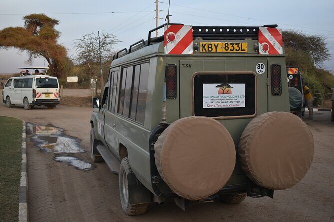 06 Days Kenya LuxuryLodge Safari - The Service and Guides That Make It Feel Easy