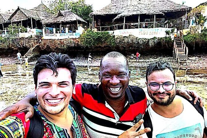 1 day wasini island ( Kisite Marine park) - Getting to the water from Diani Beach: the 7:00am pickup and drive