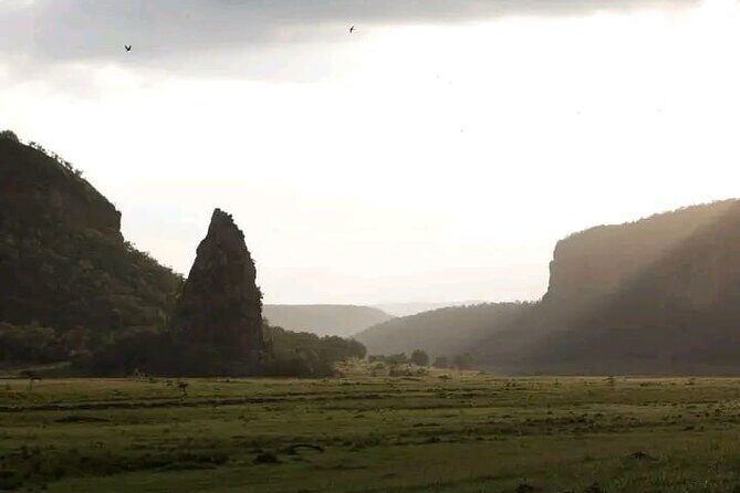 2 Days Private Tour to Lake Nakuru and Hell's Gate Park - Morning Setup: 6:00 am Pickup and a Rift Valley Orientation