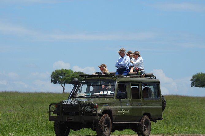 3 Days 2 Nights in Maasai Mara via The Great Rift Valley - Day 2: full-day viewing, packed lunch at the Mara River, plus an optional village