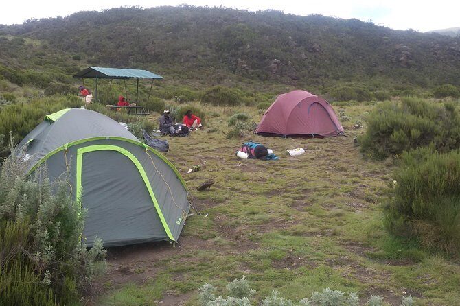 4 Days Mt Kenya Climb, Chogoria Route up and out Sirimon route - The Chogoria route: a serious ascent with unforgettable gorge views