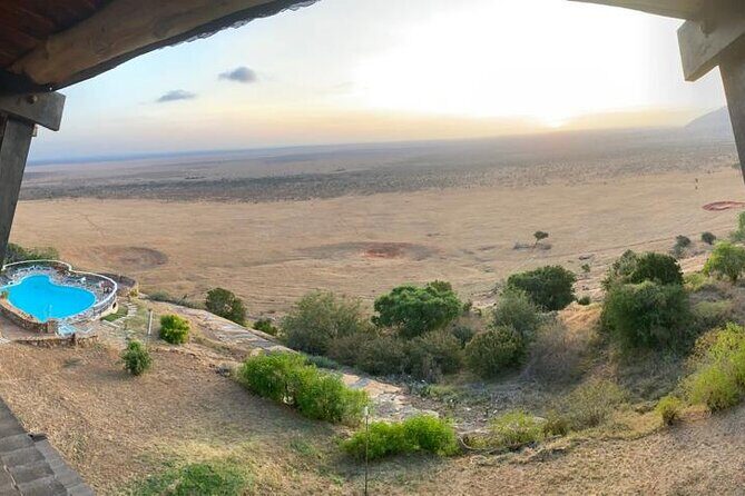 7 Days Maasai Mara, Lakes Nakuru, Naivasha & Amboseli Group Tour - Amboseli Day 7 and back to Nairobi: last light game viewing