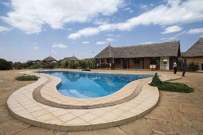 7 days safari to Masai Mara Nakuru ,Naivasha and Amboseli parks - Lodges, meals, and the pop-roof Jeep setup you’ll feel on every drive