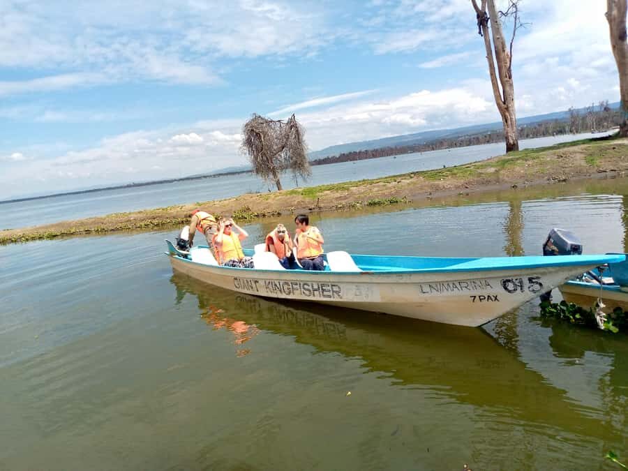 Crescent Island And Boat Ride Day Trip - Crescent Island on Lake Naivasha: why the walking safari works