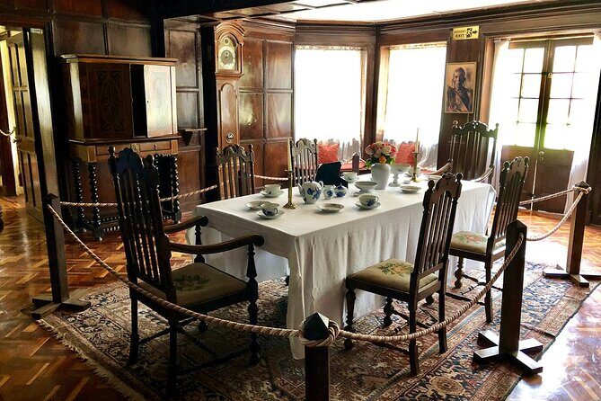 Day Tour Giraffe Center, Karen blixen and Lunch at Carnivore - Price and value: is $150.64 a smart use of your time?