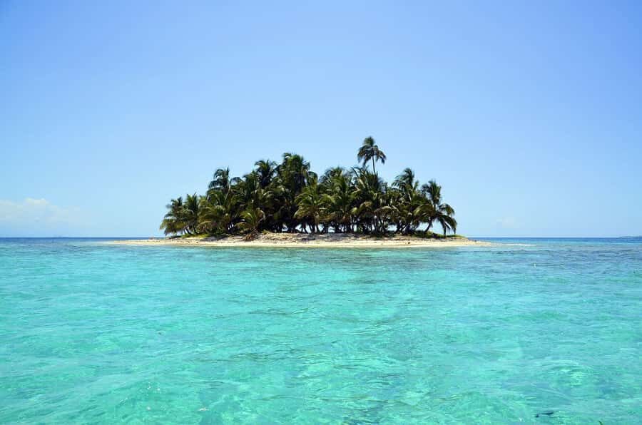 Diani Beach: Funzi Island Day Trip with Lunch - Funzi Island from Diani: river time plus a real island village