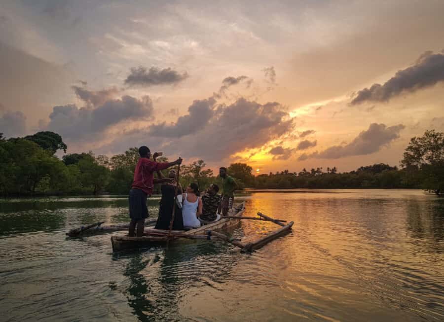 Diani Beach: Sunset Dhow Cruise with Dinner - Where the evening starts: Estuary Beach Restaurant & Bar