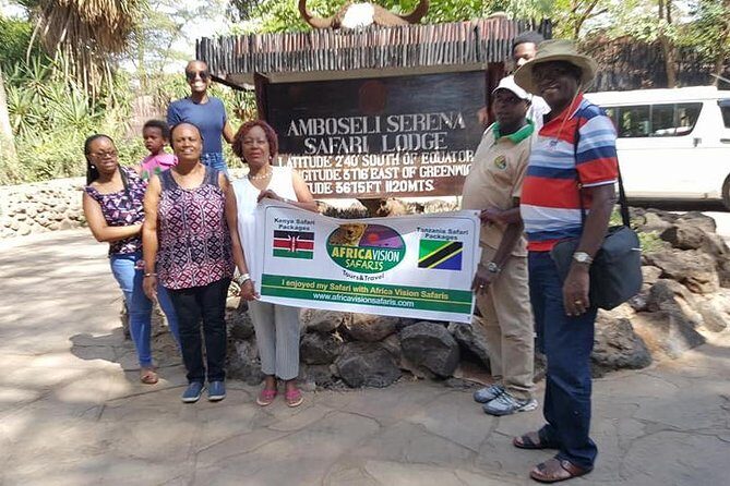 Family & Friends safari Full package . - Ol Pejeta Conservancy: a family-friendly introduction to safari life