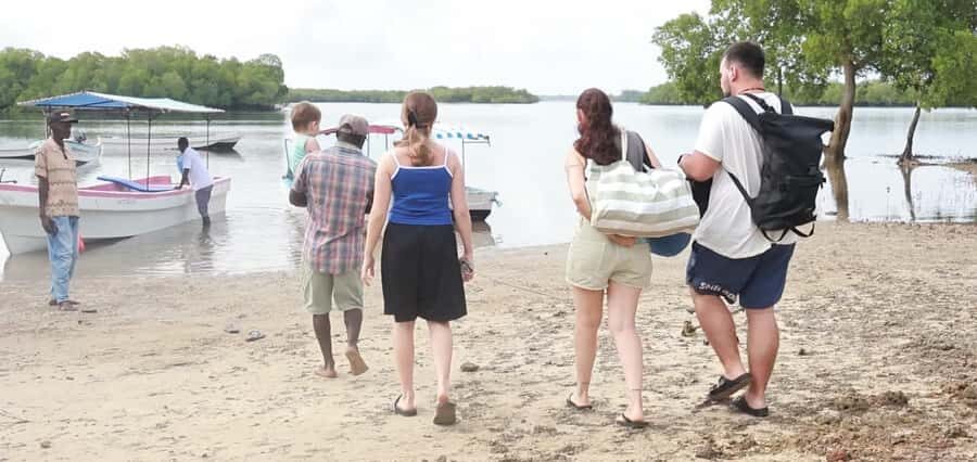 From Diani Beach: Funzi Island Full Day Excursion with Lunch - Price and Value: What $110 Is Paying For