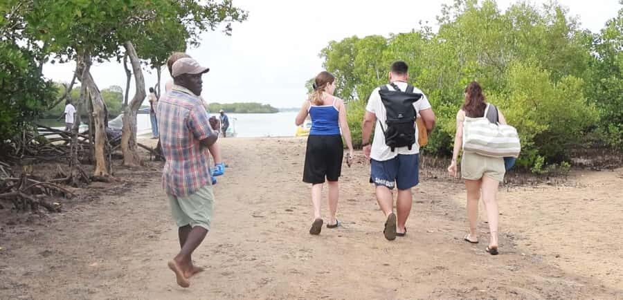 From Diani Beach: Funzi Island Full Day Excursion with Lunch - What to Bring (and What to Leave Behind)
