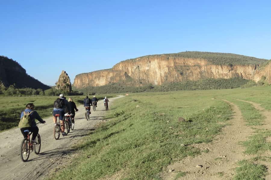 From Nairobi: 2-Day Naivasha Safari with Accommodation - The Naivasha Lodge Night: Comfort That Helps You Enjoy Day Two