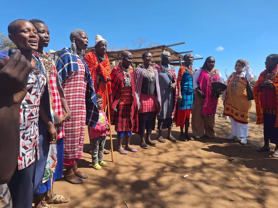 From Nairobi: Maasai village and cultural experience - Beadwork with meaning: meeting Maasai women up close