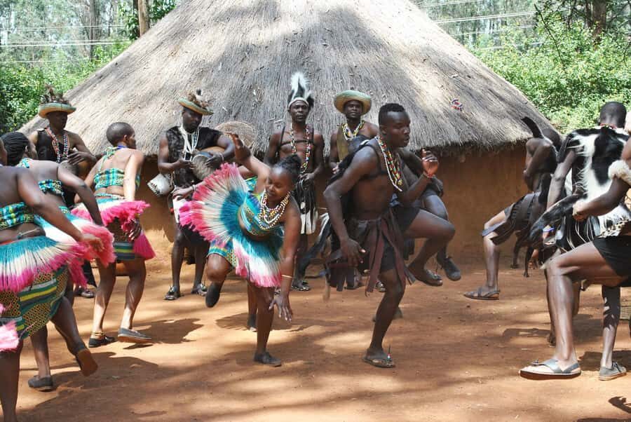 Giraffe Center, Elephant Orphanage and Bomas of Kenya Tour - Kazuri Beads Factory: seeing the craft from start to finish