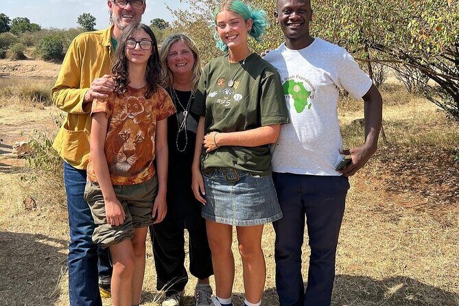 Giraffe Centre and Bomas of Kenya from Nairobi - A single Nairobi day that mixes giraffes, Bomas culture, and Kazuri beads