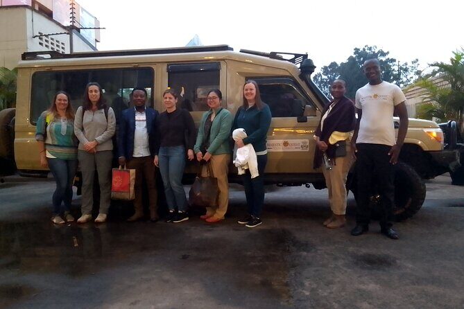 Half Day Morning or Afternoon Guided Tour : Nairobi National Park - Nairobi National Park: Safari with skyline in the same view