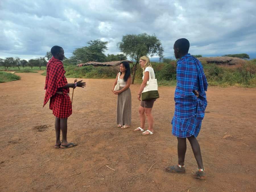 HALF DAY TOUR MASAI VILLAGE FROM NAIROBI WITH PICKUP&DROPOFF - Traditional ceremonies, music, and dance show time
