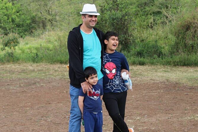 Half Day Tour To Nairobi National Park and Giraffe Center - Tour Style, Group Discounts, and Mobile Tickets