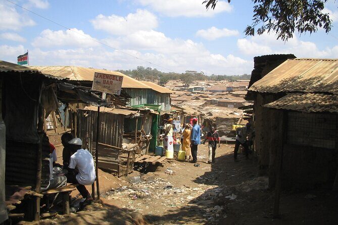 Kibera culture tour - Art studios, co-ops, and everyday business stops