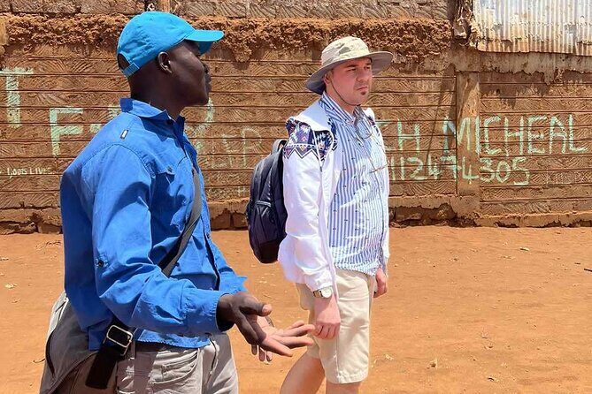 Kibera Slum Tour with a Local - Stop One: The Office Briefing, Wi-Fi, and a Real Feel for Safety