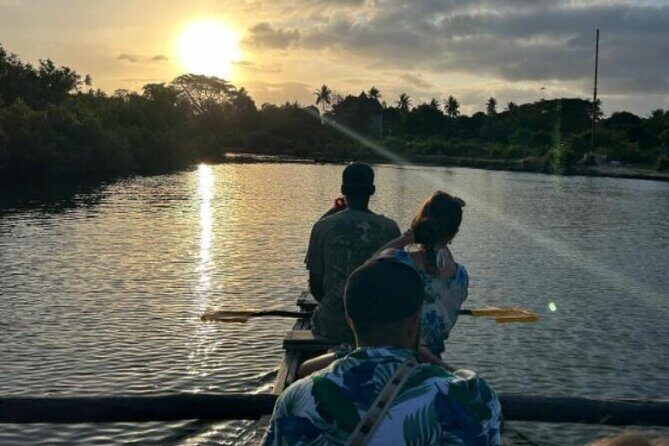Kongo River Sunset Experience in Canoe - The sunset moment: leaving the ocean behind for real river light