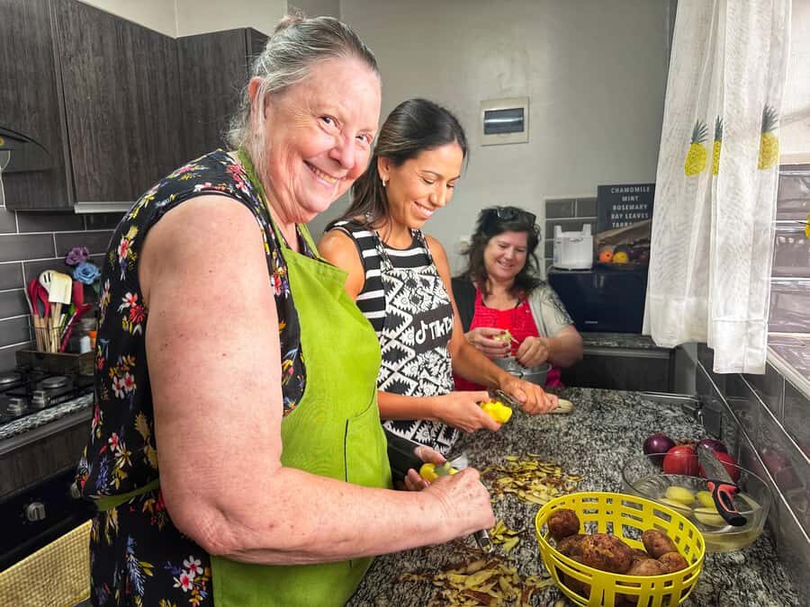 Local Market Tour and Traditional Meal Cooking Class - What I’d pack and wear for Nairobi market + kitchen time