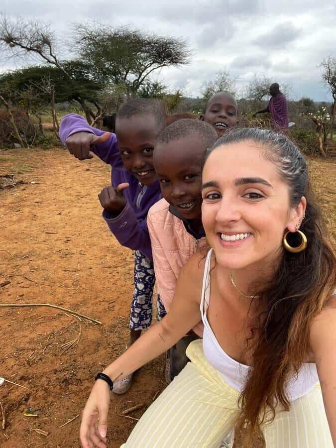 MASAI VILLAGE CULTURAL EXPRIENCE DAY TOUR. - Your guide experience: English, Spanish, French—and what that means for questions