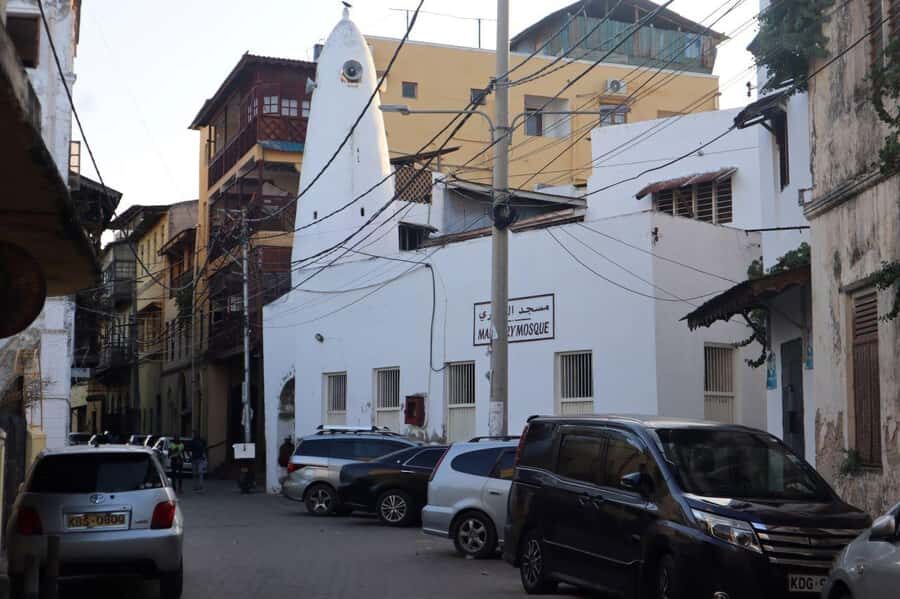 mombasa city tour full day - How the Day Works: Pickup, Drive Time, and a 6-Hour City Tour
