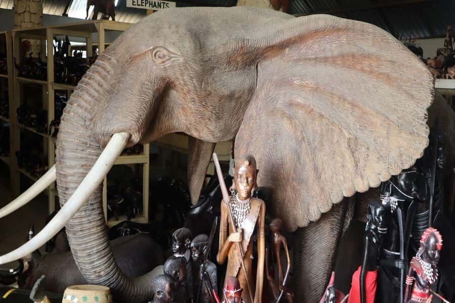 mombasa city tour full day - Moi Avenue and the Elephant Tusks: Mombasa’s Landmark Gateway