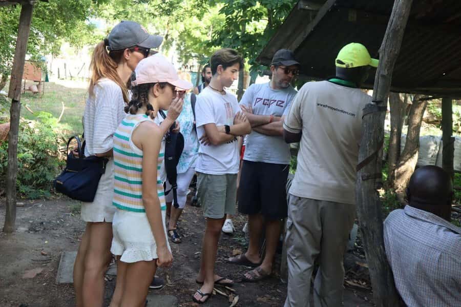 mombasa city tour full day - Akamba Village: Where Wood Carving Is the Main Event