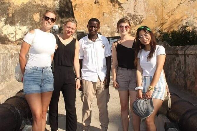 Mombasa Getaway with Haller Park Tours - A well-structured 7-hour mix in Mombasa