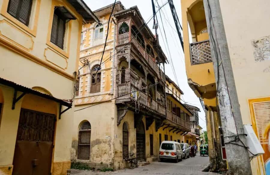 Mombasa: Historical Guided city tour. Old town, Fort Jesus - Fort Jesus UNESCO visit: Portuguese fort context and what to expect inside