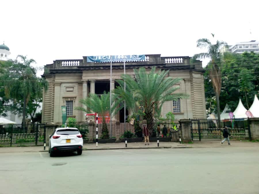 Nairobi city walking and historical tour - City Market Hall: Shopping That Feels Local, Not Staged