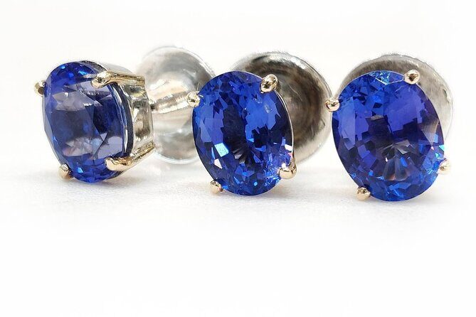 Nairobi cultural souvenir shopping tour with a local - Stop 4: Aqeeq Galleria gemstones from Kenya and East Africa