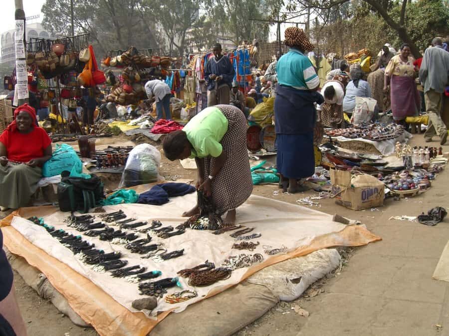 Nairobi: Explore Maasai Market for Unique Souvenirs - Maasai Market: How the Shopping Loop Really Works