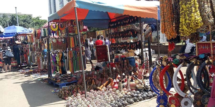Nairobi: Explore Maasai Market for Unique Souvenirs - The Bargaining Lesson: How to Negotiate Without Losing Your Cool