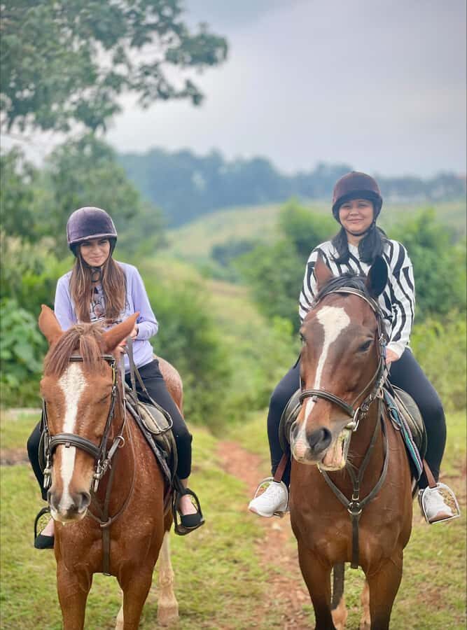 Nairobi: Horseback Riding Tour Through Maize Plantation - From New Muthaiga stables to your assigned horse: how the ride starts
