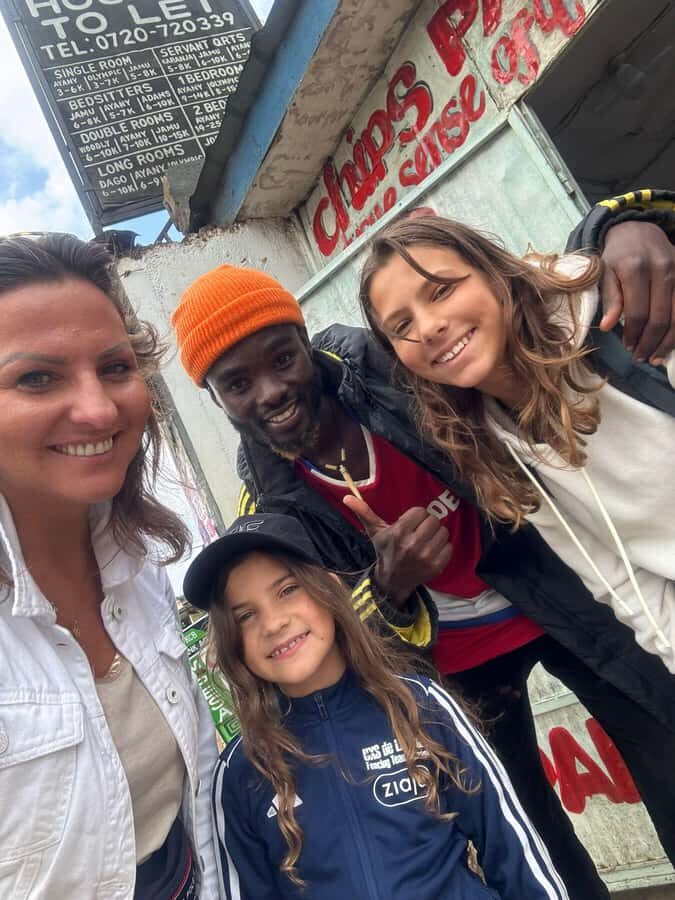 Nairobi: Kibera Slum (The Chocolate city)Guided Walking Tour - Languages and who can enjoy this tour best