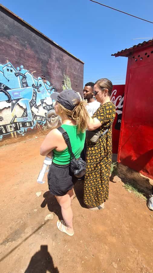 Nairobi: Kibera Street Art Tour with Local Artists - Key things you’ll notice on this Kibera street art tour