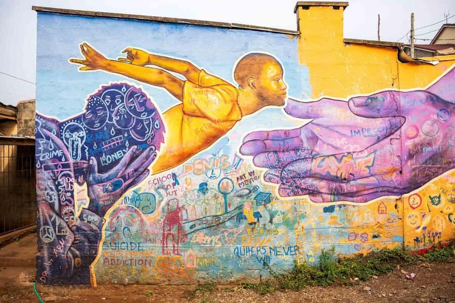 Nairobi: Kibera Street Art Tour with Local Artists - Meeting outside Gateway Supermarket: quick, practical, and easy to find