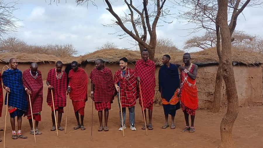 Nairobi: Masai Village Day Tour with Local Guide - Guide Dynamics: What Makes the Day Run Smoothly
