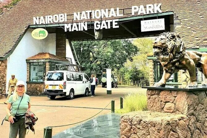 Nairobi National Park Half Day with Pickup - The city-skyline view: why it changes the whole safari vibe