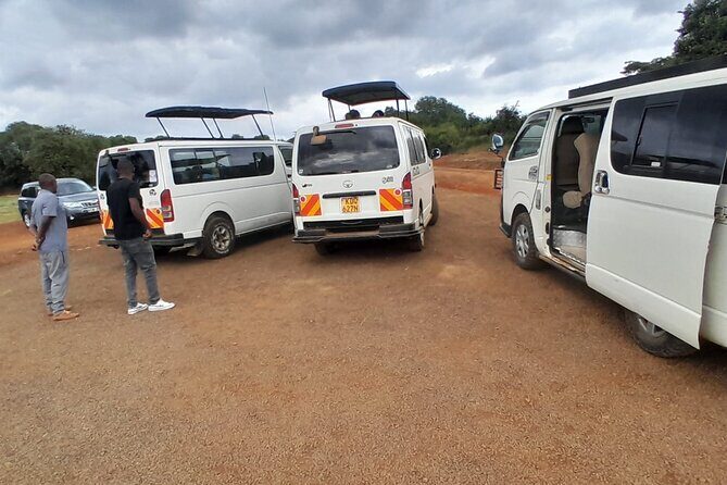 Nairobi National Park Half Day with Pickup - The guide and the photo stops that make it feel personal