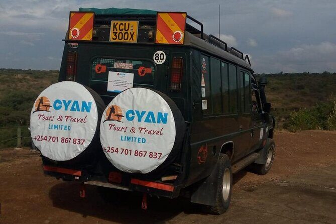 Nairobi National park private day tour - How the English-speaking safari guide improves your game drive