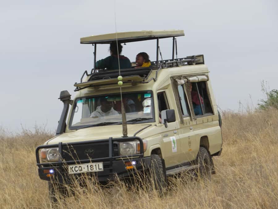 Nairobi national park: Sunrise and Sunset Tours - The coffee shop detour and souvenirs: the parts you won’t mind