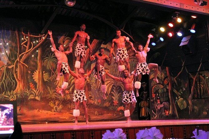 Nairobi Nightlife and Safari Park Hotel Dinner Experience - Key Things You’ll Notice