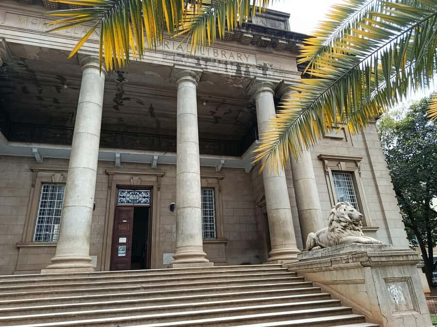 Nairobi Walking Tour, GiraffeCentre & Souvenir Shopping Tour - Shopping time and pacing: what you can skip