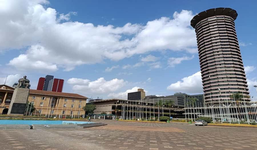 Nairobi Walking Tour, GiraffeCentre & Souvenir Shopping Tour - Practical tips so you enjoy it more