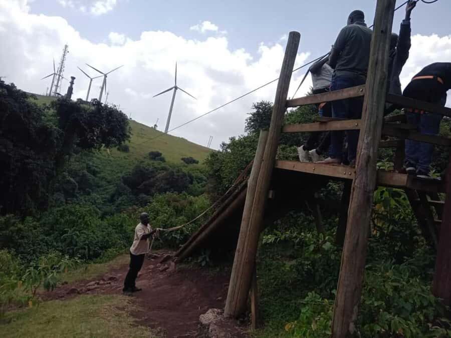 Ngong Hills: Guided Hiking Tour with Optional Activities - The 6-hour flow: pickup, photo stop, guided trek, and picnic lunch