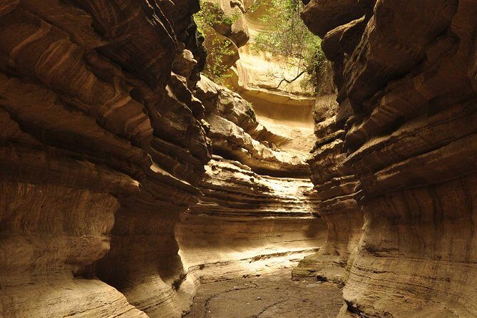 Overnight tour to mount Longonot and Hells Gate Naivasha - Overnight at Astorian Grand Hotel: clean, but think about location