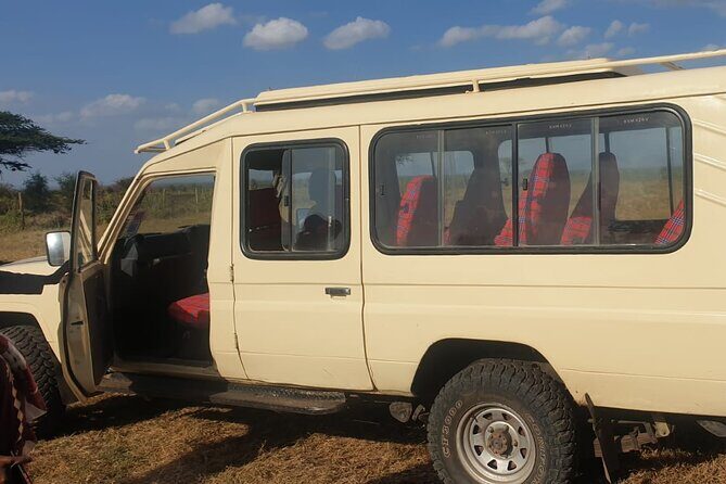 Private Transfer from Mombasa - Getting picked up: printed names, vehicle choice, and real flexibility